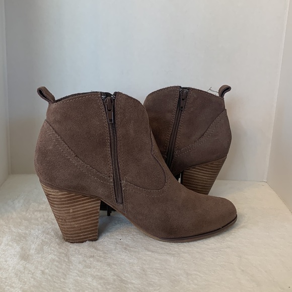 Steve Madden Cian booties with Fringe Size 9.5 M - Picture 3 of 8